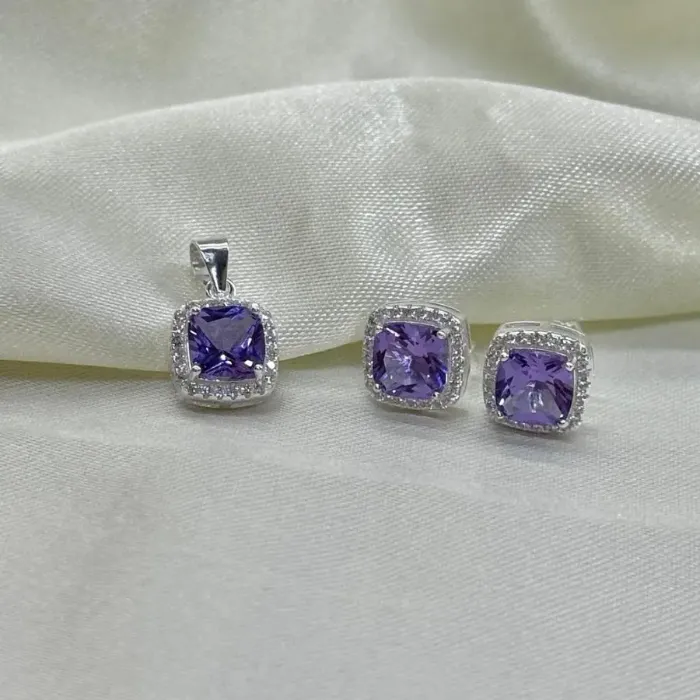 CONJUNTO BRINCO + PINGENTE ROXO