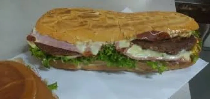 X-SALADA - PÃO FRANCÊS