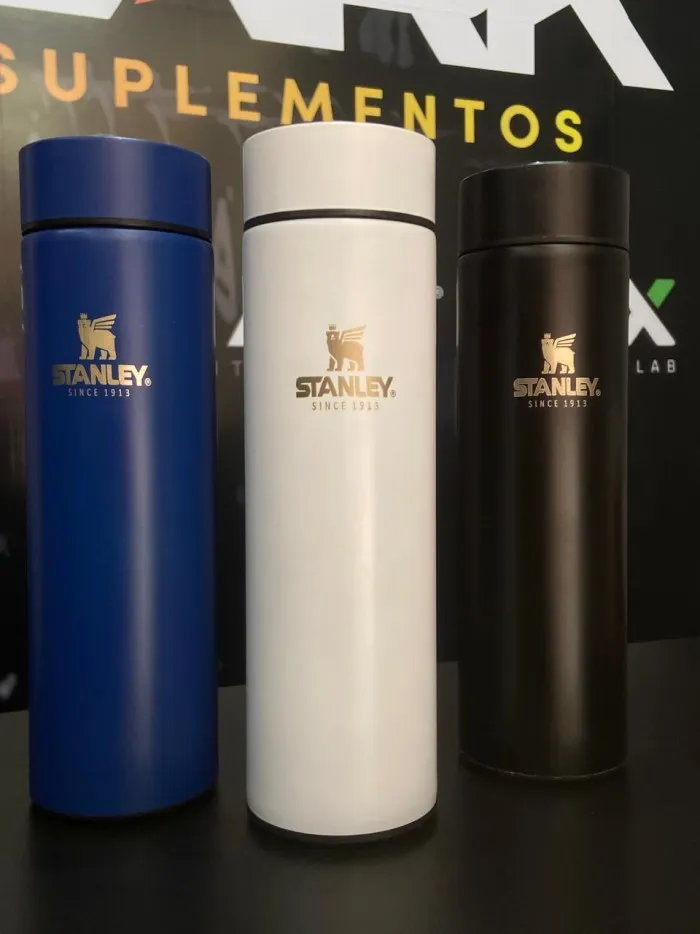 GARRAFAS TÉRMICAS STANLEY- DISPLAY 500ML